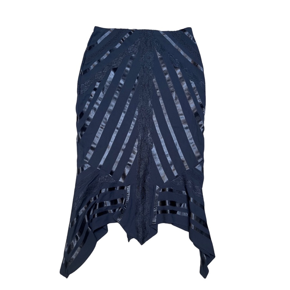 New Vintage Y2K Express Mermaid Skirt 🖤
Size: Medium - Picture 7 of 11